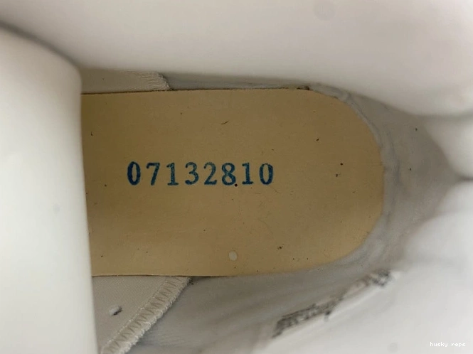 Cheap Husky 6 CT8529-162 Hare Jordan Retro 0709